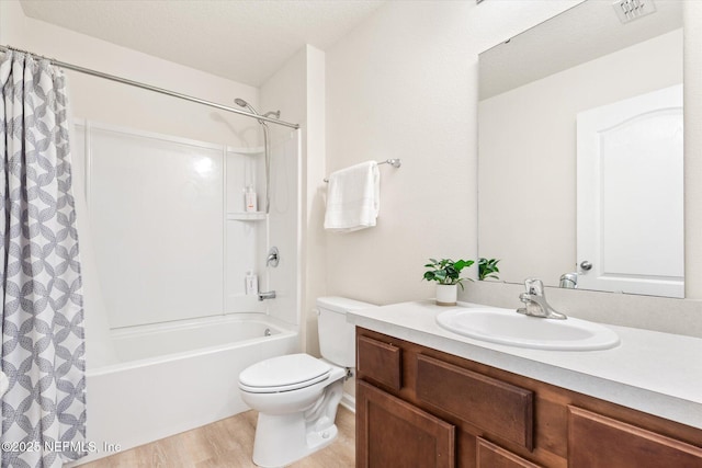189 Blue Creek Way, Saint Augustine, FL 32086 - full bath featuring vanity, shower / tub combo with curtain, and wood finished floors