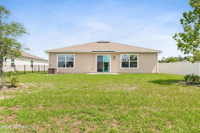 189 Blue Creek Way, Saint Augustine, FL 32086 - back of property with stucco siding and a fenced backyard