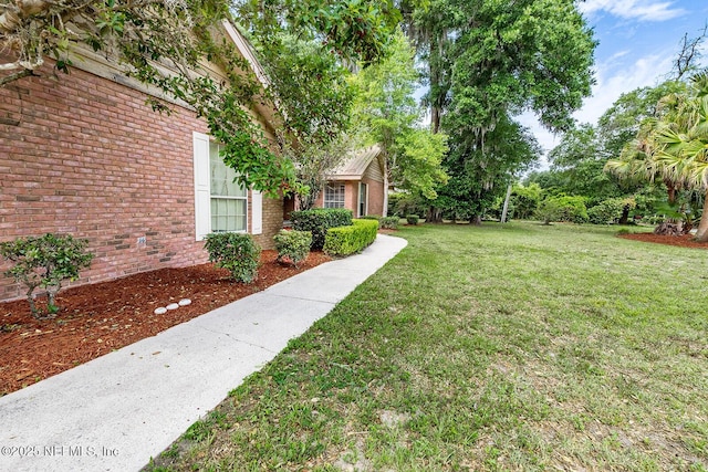 361 SE 34th St, Keystone Heights, FL 32656 - view of grassy yard