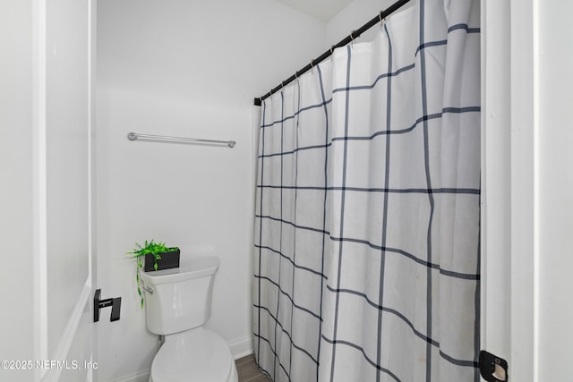 347 Ness Cir, Saint Augustine, FL 32095 - bathroom featuring a shower with curtain
