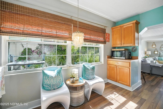 622 7th Ave N, Jacksonville Beach, FL 32250 - dining area featuring wood finished floors and a chandelier