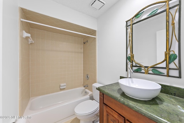 511 Selva Lakes Cir, Atlantic Beach, FL 32233 - bathroom with vanity and shower / bath combination
