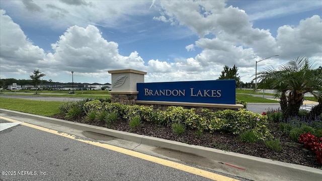 39 Thurnham Ln, Saint Augustine, FL 32092 - view of community sign