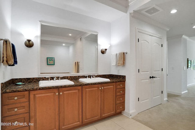 14402 Marina San Pablo Pl Unit 203, Jacksonville, FL 32224 - full bath with double vanity, crown molding, and recessed lighting