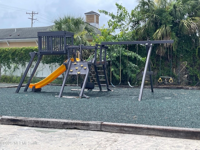 1713 El Camino Rd Unit 3, Jacksonville, FL 32216 - view of communal playground