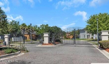 6827 Misty View Dr, Jacksonville, FL 32210 - view of gate