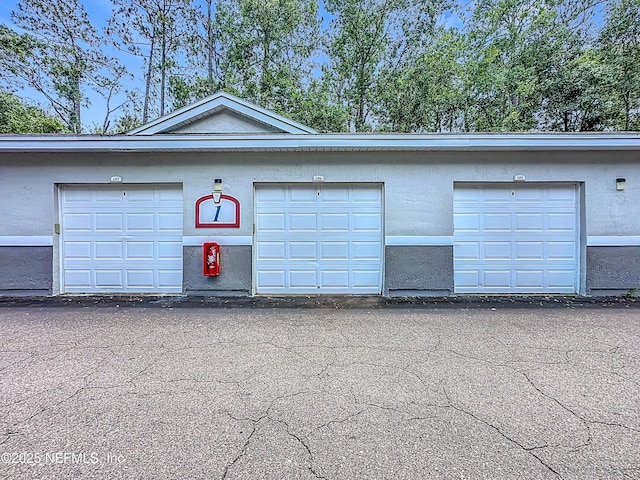 3591 Kernan Blvd S Unit 127, Jacksonville, FL 32224 - view of garage