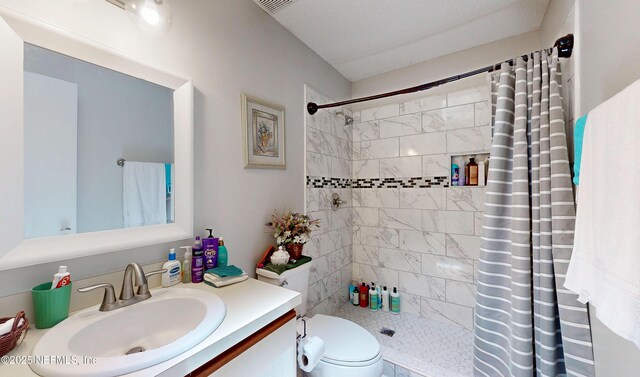 1860 Killarn Cir, Middleburg, FL 32068 - full bath with tiled shower and vanity