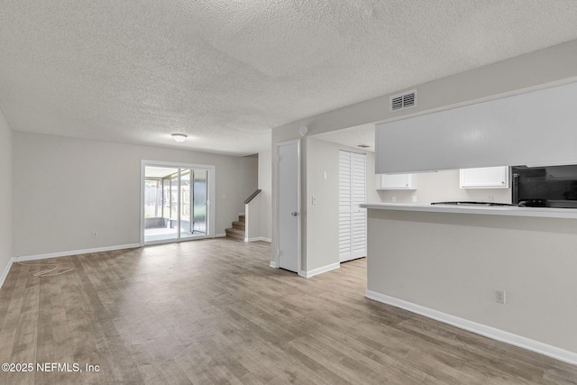 8781 Whispering Pines Dr, Jacksonville, FL 32244 - photo 5