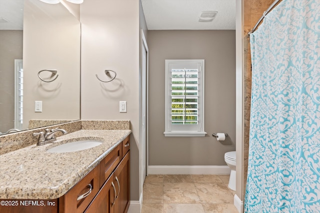 201 History Pl, Saint Augustine, FL 32095 - full bathroom with vanity and curtained shower