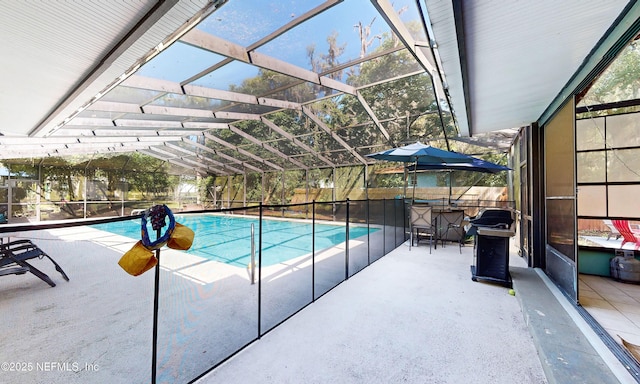 90 SE Forest St, Keystone Heights, FL 32656 - view of pool with a patio area and glass enclosure