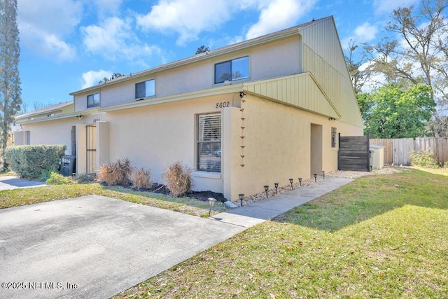 8602 Colony Pine Cir W, Jacksonville, FL 32244 - photo 2