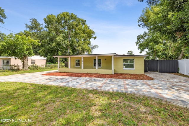 1901 Forest Hills Rd, Jacksonville, FL 32208 - view of ranch-style house
