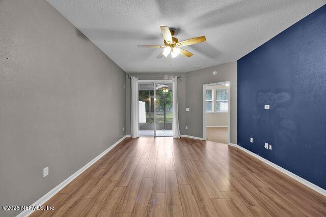 12283 Black Walnut Ct, Jacksonville, FL 32226 - photo 5