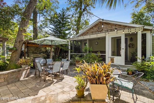 111 S 4th St, Fernandina Beach, FL 32034 - view of patio with outdoor dining space