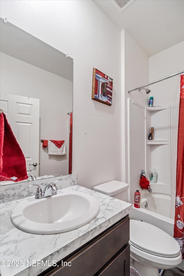 5 Bud Hollow Dr, Palm Coast, FL 32137 - bathroom featuring vanity and shower / bath combo