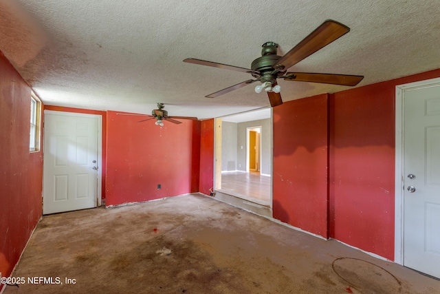 226 Six Pond Trl, Green Cove Springs, FL 32043 - carpeted empty room featuring a textured ceiling and a ceiling fan