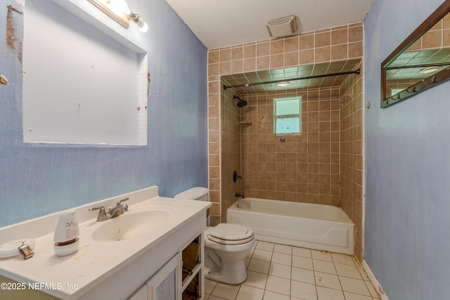 226 Six Pond Trl, Green Cove Springs, FL 32043 - bathroom featuring tile patterned flooring, vanity, and shower / tub combination