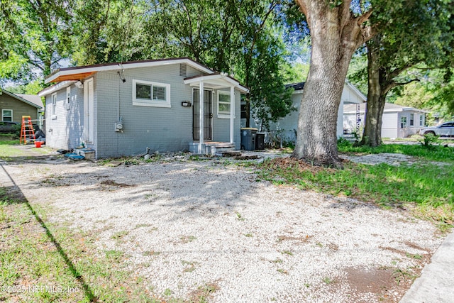 1841 W 11th St, Jacksonville, FL 32209 - view of front of house with brick siding