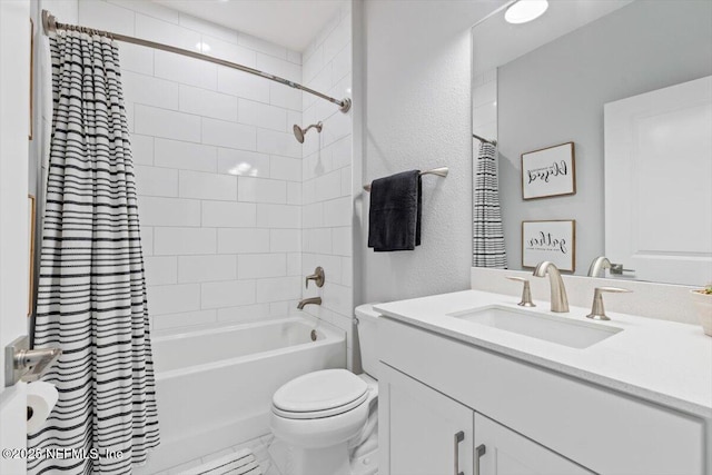 351 Palm Crst Dr, Ponte Vedra, FL 32081 - full bath with shower / tub combo, vanity, and a textured wall
