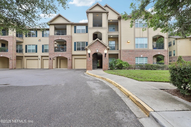 7800 Point Meadows Dr Unit 426, Jacksonville, FL 32256 - photo 1