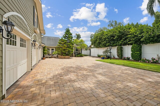 4370 Gadsden Ct, Jacksonville, FL 32207 - photo 48