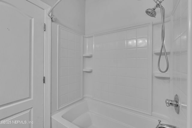 4431 Vista Point Ln, Orange Park, FL 32065 - full bathroom featuring bathtub / shower combination