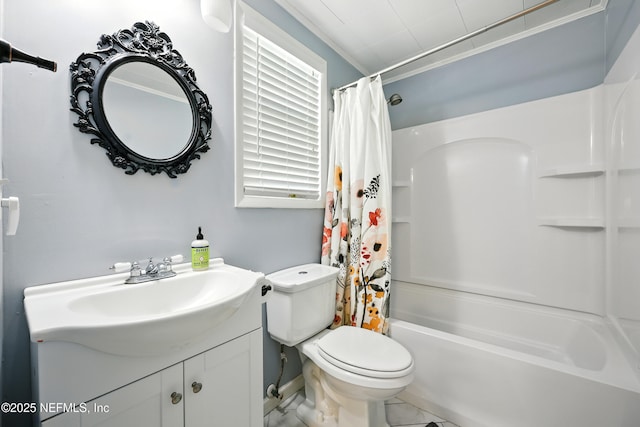 22 Marion St, Saint Augustine, FL 32084 - full bath with shower / tub combo with curtain and vanity