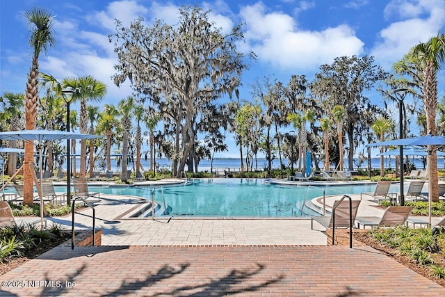 171 Oakmoss Dr, Saint Johns, FL 32259 - community pool featuring a patio