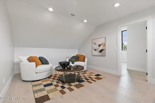 172 Laurel Ln, Ponte Vedra Beach, FL 32082 - sitting room with wood finished floors, vaulted ceiling, and recessed lighting