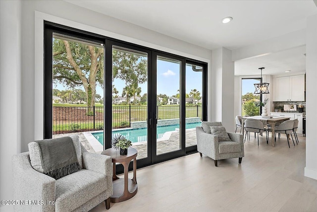 172 Laurel Ln, Ponte Vedra Beach, FL 32082 - living area featuring plenty of natural light, recessed lighting, and light wood-type flooring