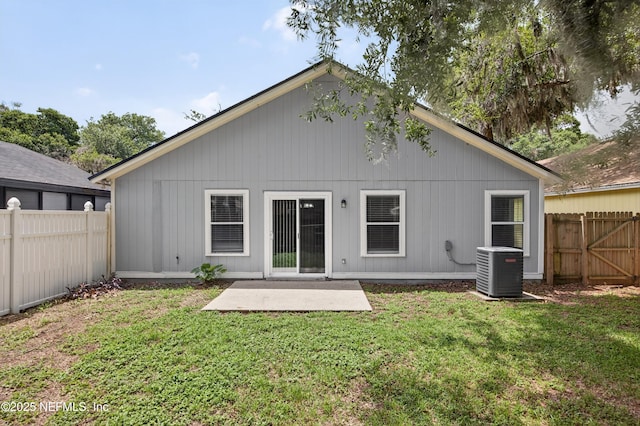 1359 Cove Landing Dr, Jacksonville, FL 32233 - back of property featuring a patio and a fenced backyard