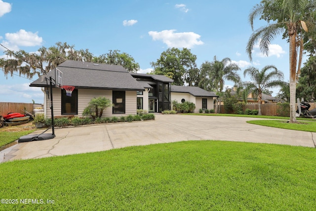 1823 N Lakeshore Dr, Fleming Island, FL 32003 - view of front of property featuring roof with shingles
