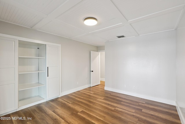 1823 N Lakeshore Dr, Fleming Island, FL 32003 - unfurnished bedroom with wood finished floors and a closet