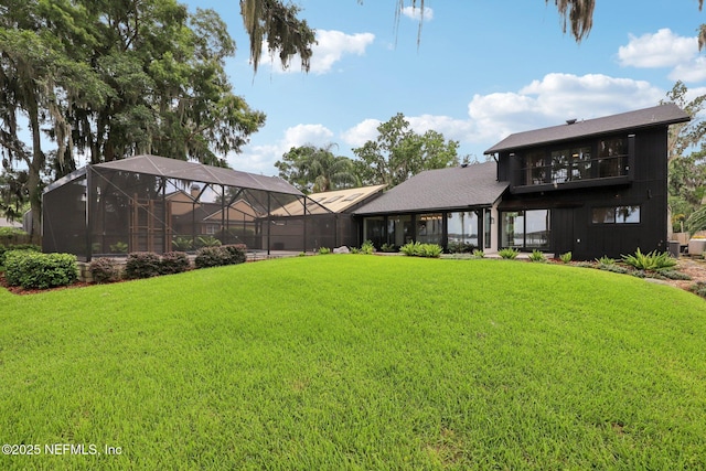 1823 N Lakeshore Dr, Fleming Island, FL 32003 - view of green lawn featuring glass enclosure
