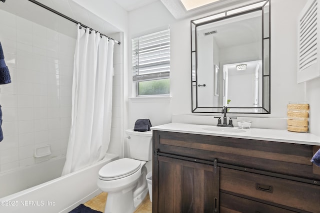 1853 Weston Cir, Fleming Island, FL 32003 - bathroom featuring vanity and shower / bath combo with shower curtain