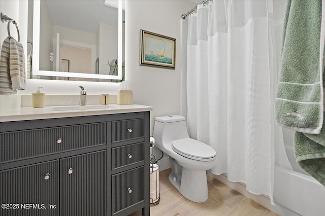 2638 W End St, Jacksonville, FL 32233 - full bath featuring vanity and shower / tub combo