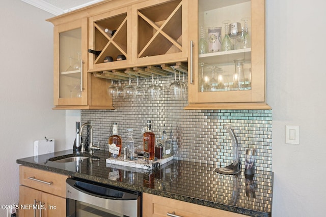136 Sherwood Ave, Saint Augustine, FL 32084 - indoor wet bar featuring wine cooler, decorative backsplash, and crown molding