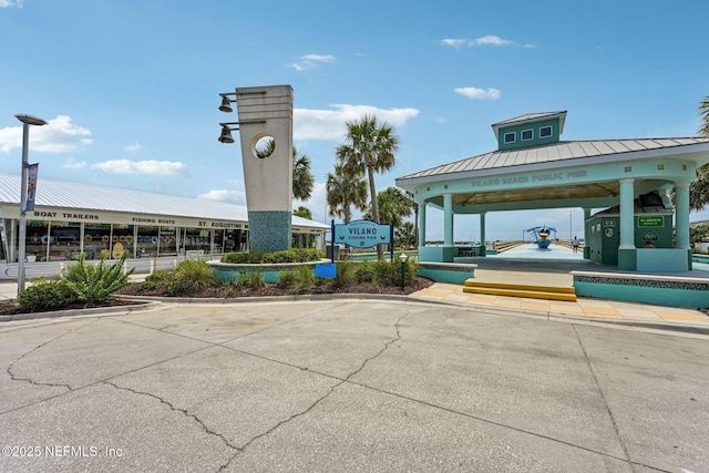 136 Sherwood Ave, Saint Augustine, FL 32084 - surrounding community with a gazebo