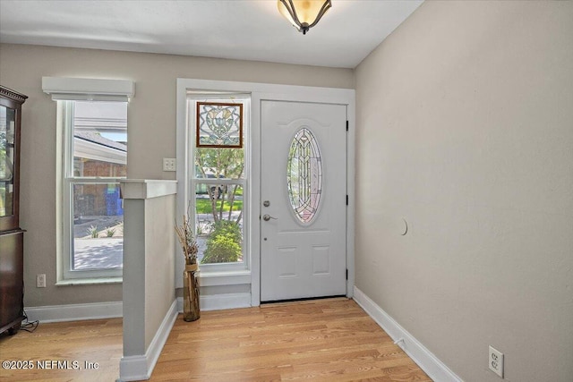 105 Lucina Ln, Ponte Vedra Beach, FL 32082 - foyer with light wood-type flooring and baseboards