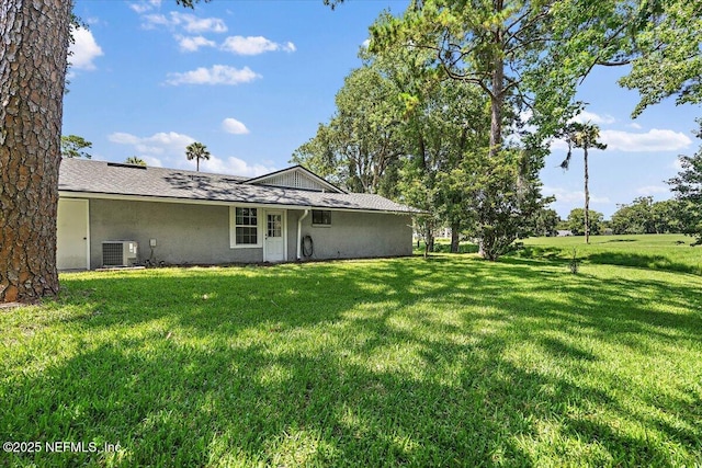 105 Lucina Ln, Ponte Vedra Beach, FL 32082 - view of front of property featuring stucco siding and a front lawn