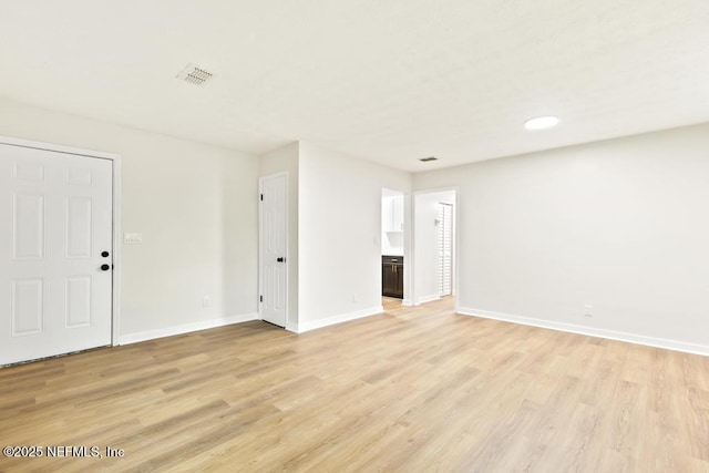 9340 Norfolk Blvd, Jacksonville, FL 32208 - unfurnished room featuring light wood-type flooring and baseboards