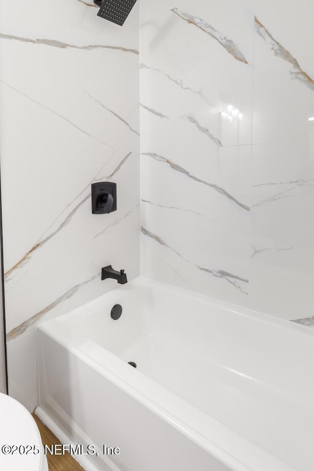 9340 Norfolk Blvd, Jacksonville, FL 32208 - full bath with toilet and bathing tub / shower combination