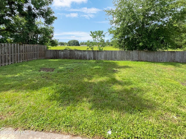6191 Daylilly Rd, Macclenny, FL 32063 - view of fenced backyard