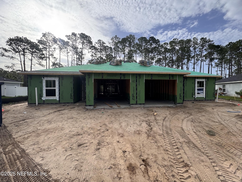 3 Seckel Ct, Palm Coast, FL 32164 - view of front of property with a garage and driveway