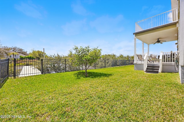 644 Sun Down Cir, Saint Augustine, FL 32080 - view of yard featuring a ceiling fan and a balcony
