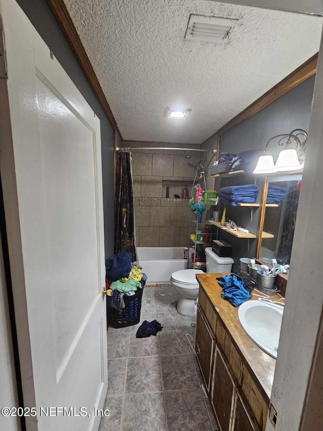 105 Owens Acres Dr, Macclenny, FL 32063 - full bath featuring vanity, shower / bathtub combination with curtain, and a textured ceiling