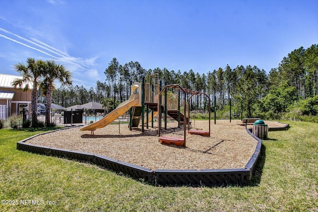 78262 Saddle Rock Rd, Yulee, FL 32097 - community play area featuring a lawn