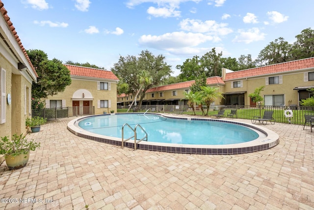 5811 Atlantic Blvd Unit 25, Jacksonville, FL 32207 - community pool with a patio area