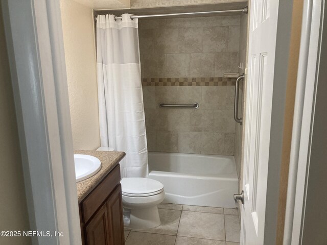 2764 Admirals Walk Dr E, Orange Park, FL 32073 - bathroom with vanity, tile patterned flooring, and shower / bath combo